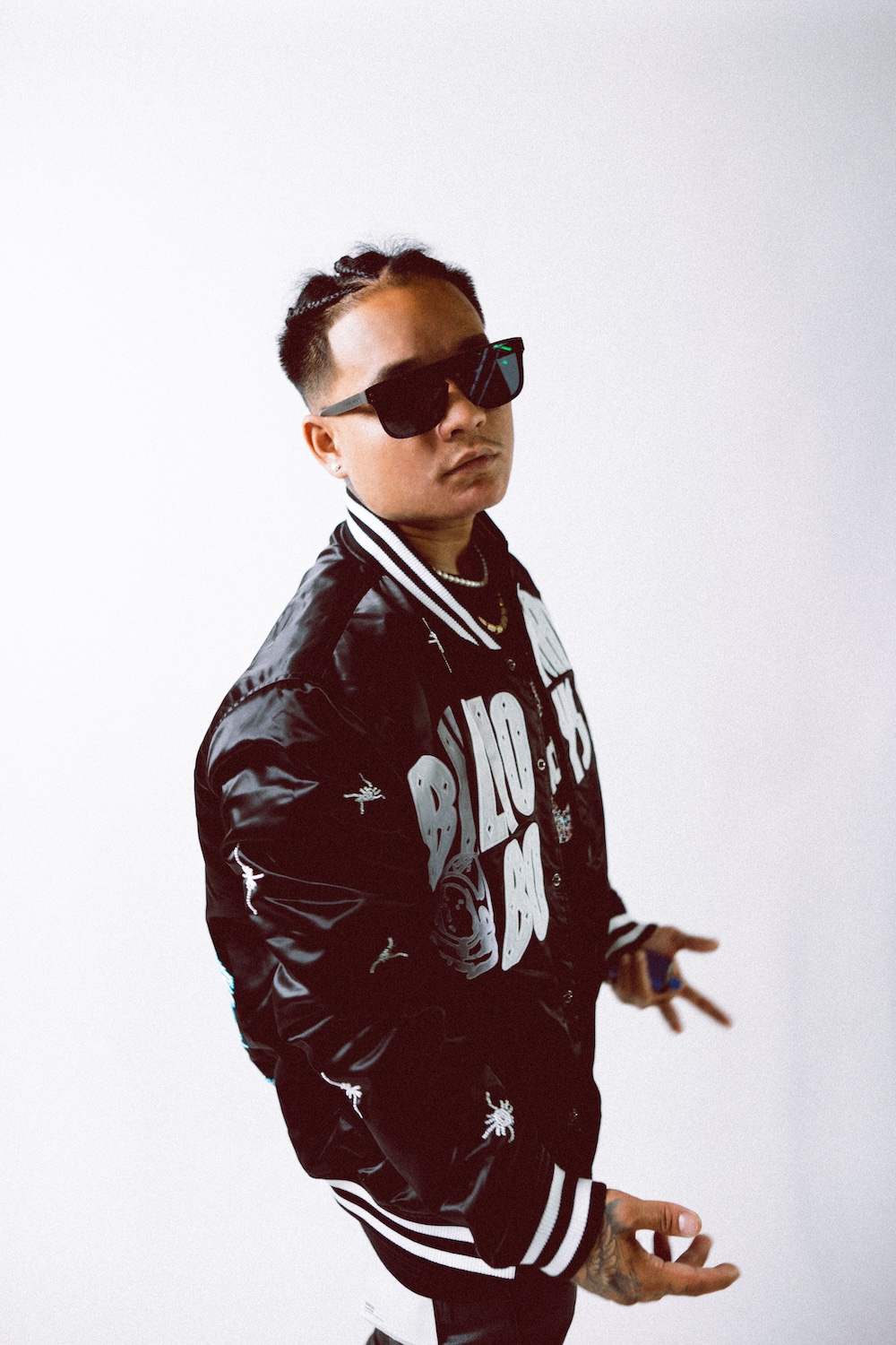 Star2 – No Place Like Home (EP) + “MAMACITA” Video